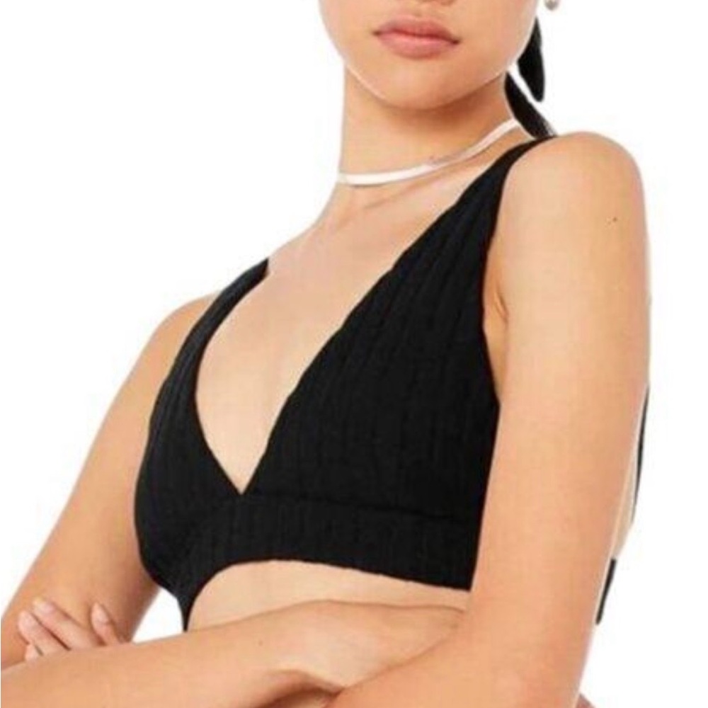 Alo Yoga - Take Comfort Ribbed Bra in Black Size Small